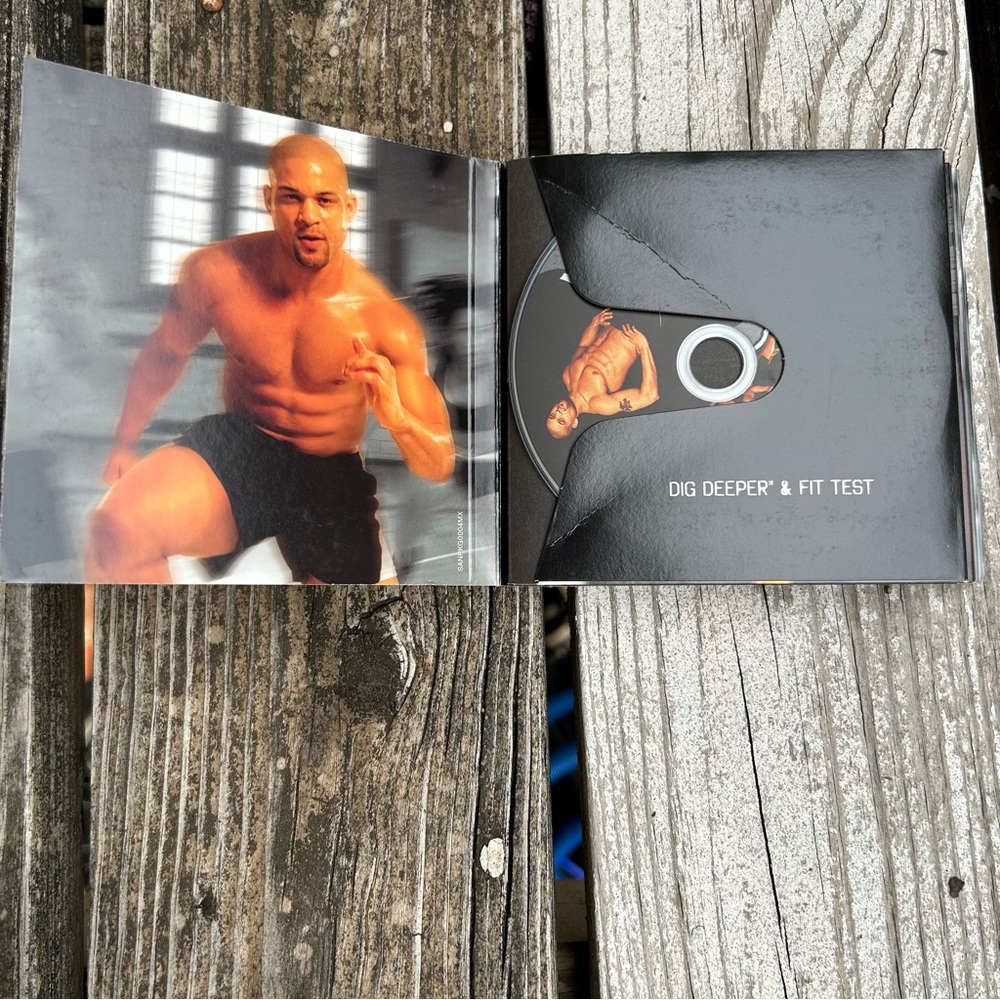Beachbody Insanity DVD Set (1 DVD missing) - Picture 13 of 16